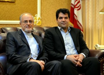 Iran Favors Student Exchange With Malaysia