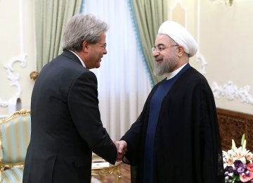 Rouhani’s Visits to France, Italy to Mark Economic Turnaround 