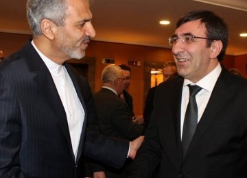 Turkey Economy Minister, Iranian Envoy Discuss Expanding Ties