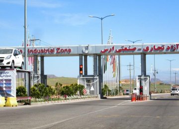 Private Sector Invests $3b in Aras FTZ