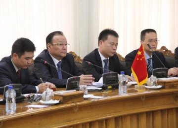 Chinese Officials Discuss Coop. With Khorasan Razavi
