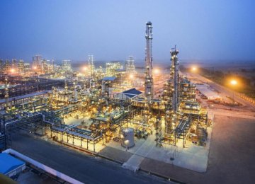 Gas Supply to Refineries Up 15%