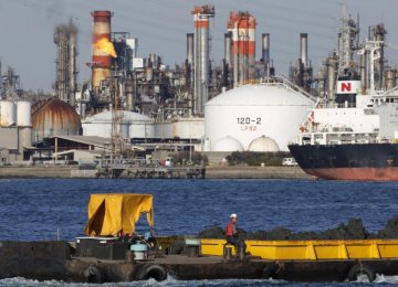 Japan Lifts Key Oil, Gas Sanctions