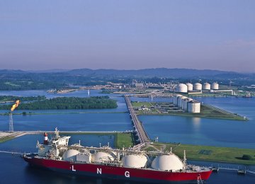 LNG Shipping Rates Lowest Since 2010