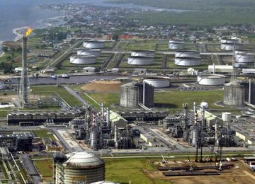 Nigeria Should Sell Stakes  in Oil, Gas JVs