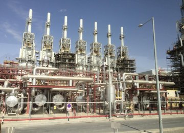 Crude Output to Rise by 90,000 bpd