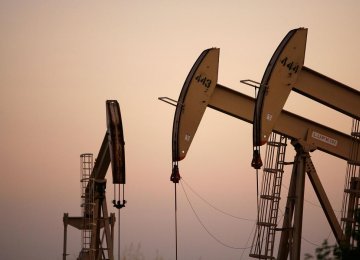 7 Oil Producers Agree to Extraordinary Meeting