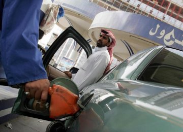 S. Arabia Considers Cutting Energy Subsidies