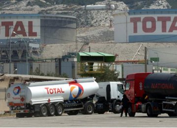 Total Rules Out Crude Price Recovery in 2016
