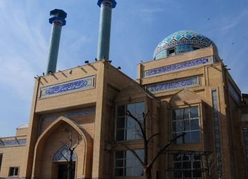 Shortage  of Mosques  In Tehran 