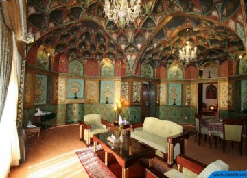 From No-Star Caravanserais  to Five-Star Hotels