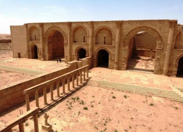 IS Militants Raze Ancient Hatra City