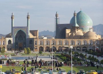 Isfahan Competing for Top Spot