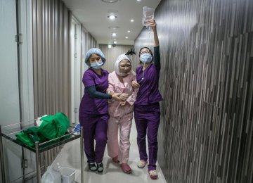 Plastic Surgery Drags Chinese to South Korea