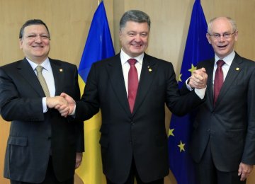 EU, Ukraine Sign   Free Trade Agreement