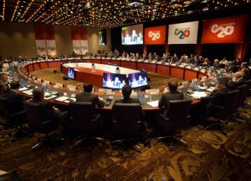 G20 Seeks Road to Recovery, Urges Investments