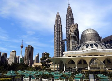 Malaysia Growth Slows