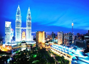 Malaysia Growth Slowing