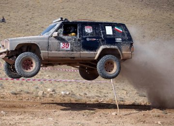 Off-Road Racing in Sabzevar 