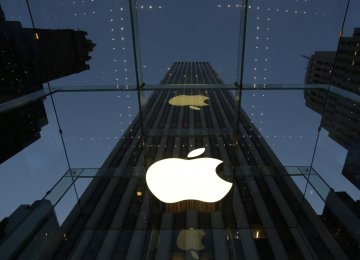 Paltry Rise in iPhone Sales