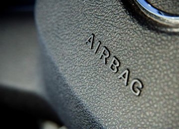 BMW, GM Expand Airbag Recall