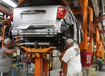 Foreign Automakers Await Iran&#039;s Nuclear Deal