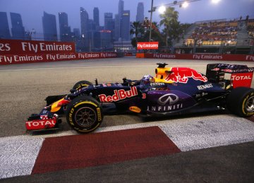 Ferrari, Red Bull Top Contenders in Singapore 