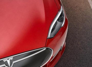 Tesla Delivers 17,400 Vehicles in Q4