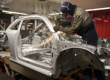 Iran Sweetens Offer to Foreign Automakers