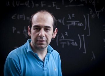 Iranian Wins Cosmology Prize