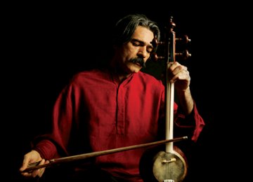 Kalhor’s World Tour Opens in Germany