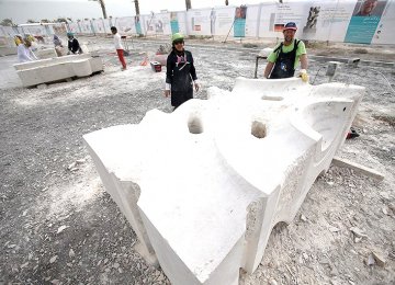 Kish Island Turns Into Sculptors’ Paradise