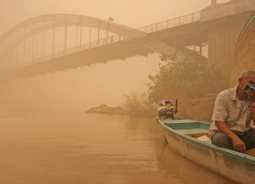 Dust Storm Handling Criticized