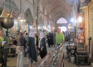 Isfahan Tour Guides, Retailers End Feud