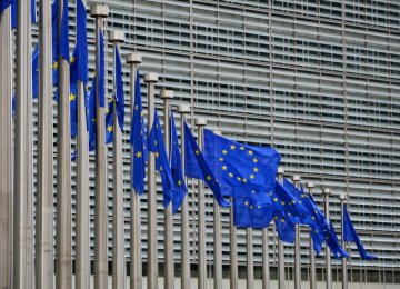 EU Warns US Over Visa Change Policy