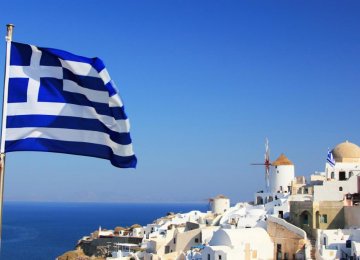 Greece May Return to Growth in Mid 2016