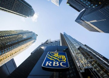 Canada’s Big Banks Earn $34b in Slow Economy