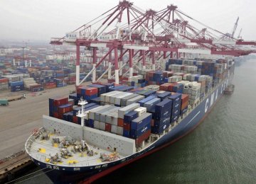 China Exports Rise, Imports Decline