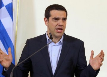 Tsipras Vows to Implement Pension Reform
