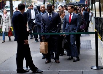 US Joblessness Rises