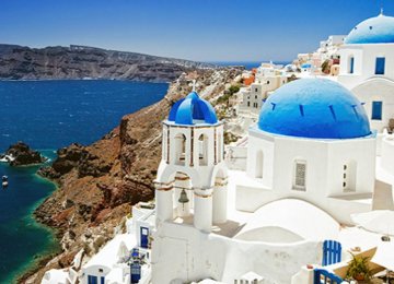 Greek Tourism Hit by Cancellations