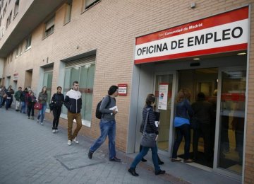 Black Economy Clouds Spain’s Recovery From Crisis
