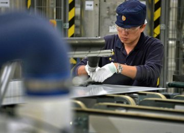China Factory Activity Lowest Since 2009