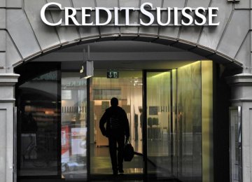 Credit Suisse May Cut Bonus  