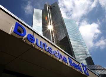 Europe’s Top Banks Cutting 30,000 Jobs