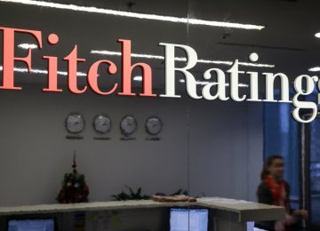 Fitch Revises Brazil Rating From Stable to Negative 