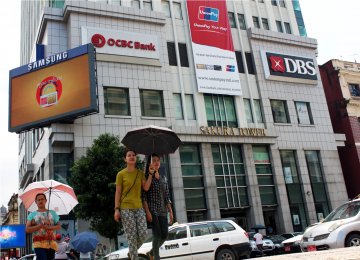 Singapore Banks Face Credit Risks