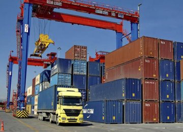 Turkey Trade Deficit Drops 42%