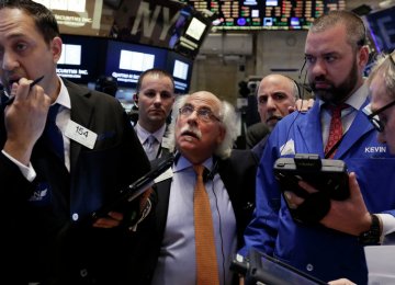 US Stocks Advance on GE Deal