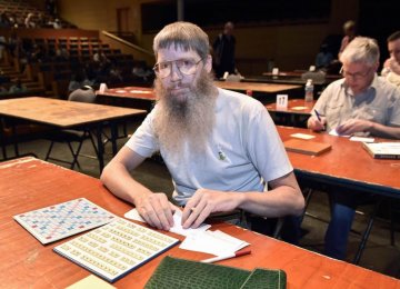 French Scrabble Champ Knows no French